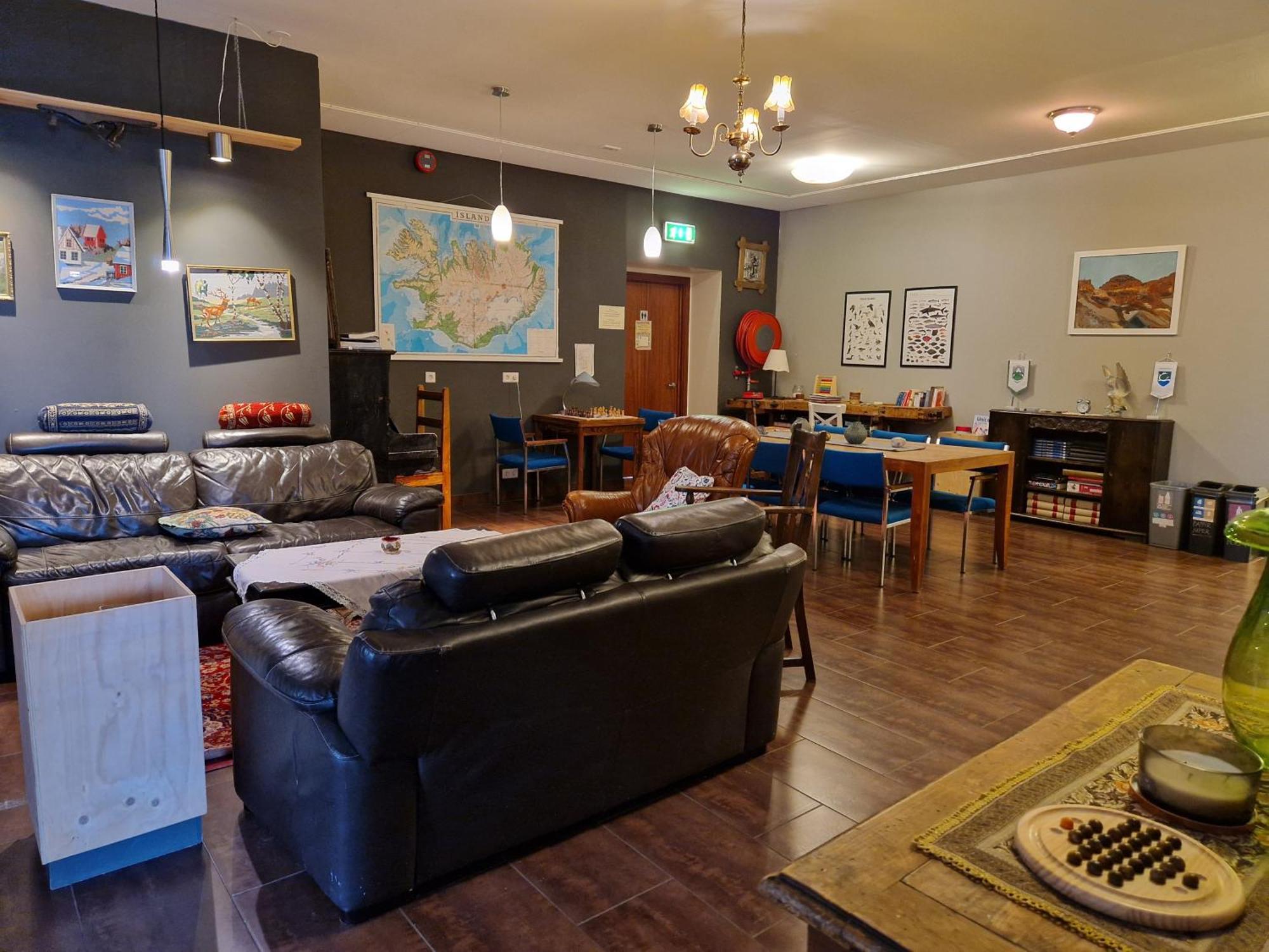 Tehusith Hostel & Guesthouse Еґільсстадір Екстер'єр фото