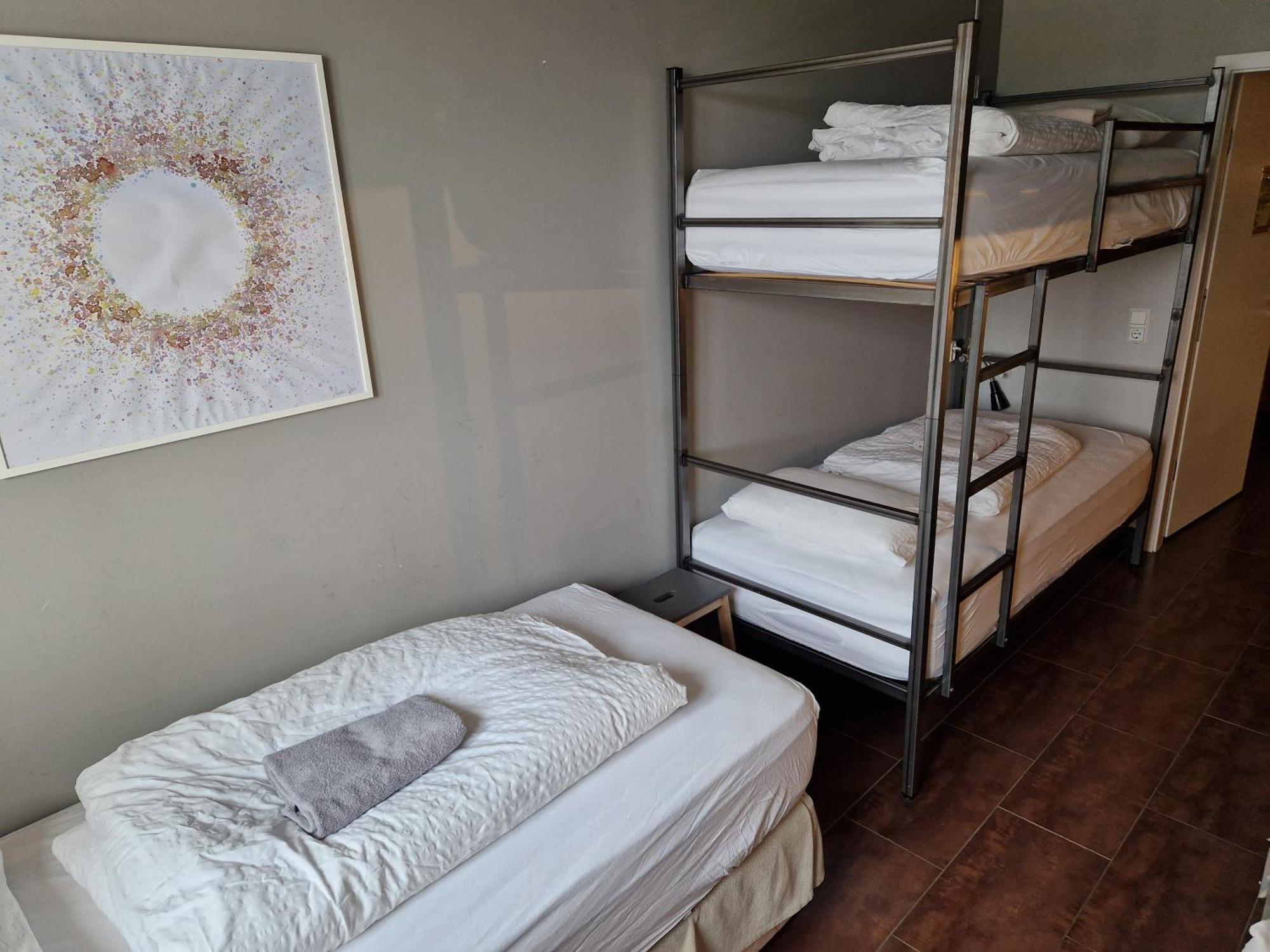 Tehusith Hostel & Guesthouse Еґільсстадір Екстер'єр фото