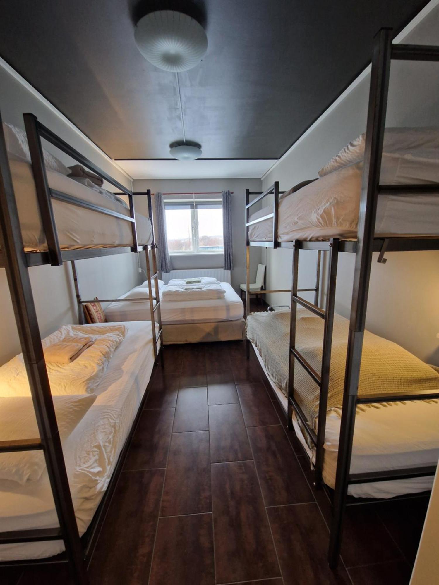 Tehusith Hostel & Guesthouse Еґільсстадір Екстер'єр фото